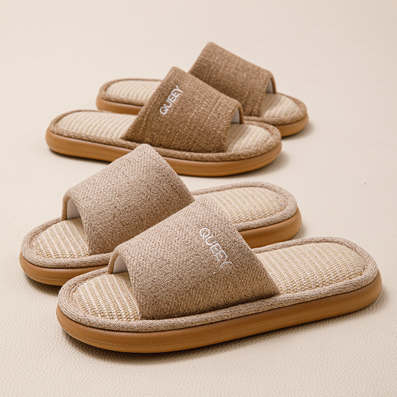 Women'S Shoes To Men'S Size - Evde kadınlar için yeni terlikler, iç