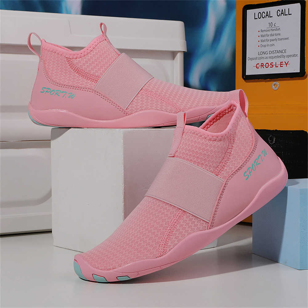 Oversize 41-42 Kırmızı Tenis K - Women'S Shoes To Buy incelemesi ve fiyatı