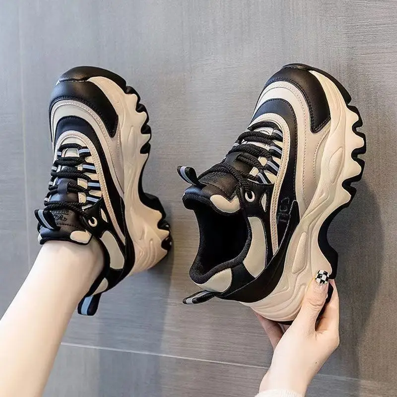 Çok Yönlü Boy Uzatıcı Kalın Ta - Women'S Shoes Trending 2025 incelemesi ve fiyatı